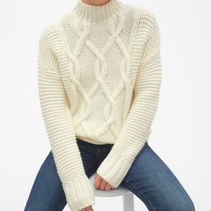 GAP cable knit turtle neck sweater